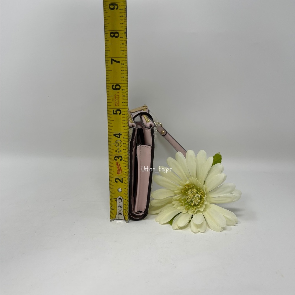 Michael Kors JST Large Double Zip Wristlet - Picture 3 of 8